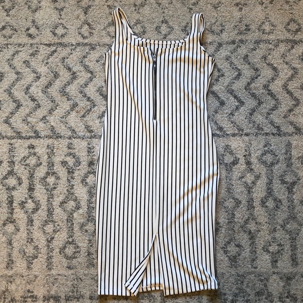 Striped black and white bodycon midi dress